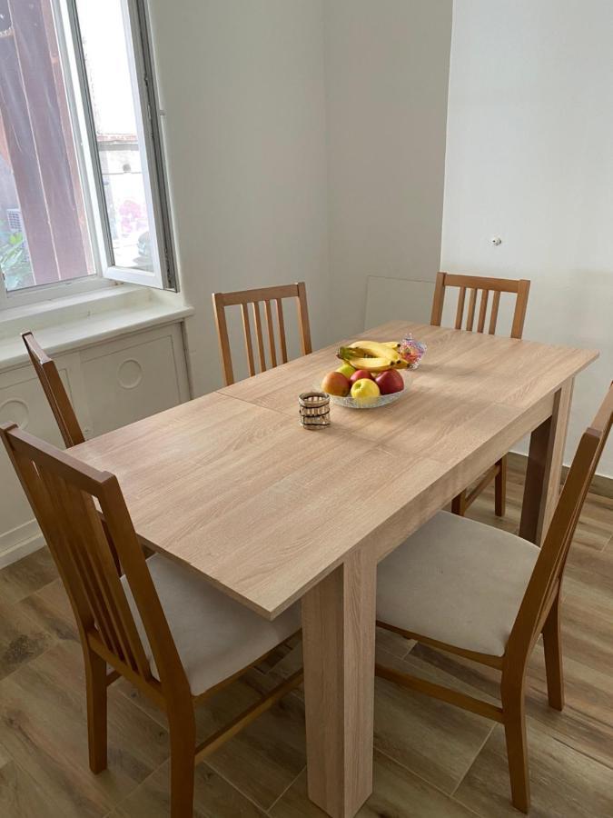 Apartment Festina Lente サラエヴォ エクステリア 写真